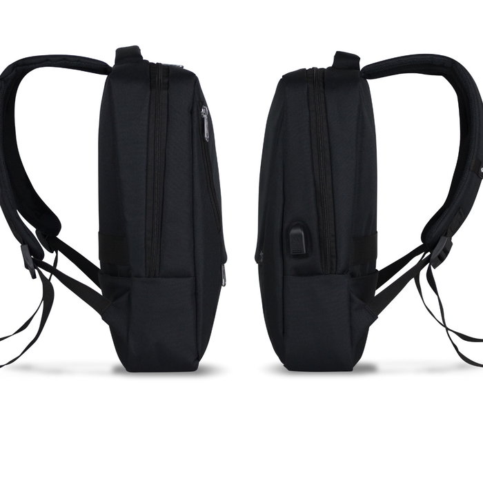 Zoozie Bags Bolsa para Portátil Resistente al Agua con Puerto USB Zoozie Bags Bolsa para Portátil Resistente al Agua con Puerto USB